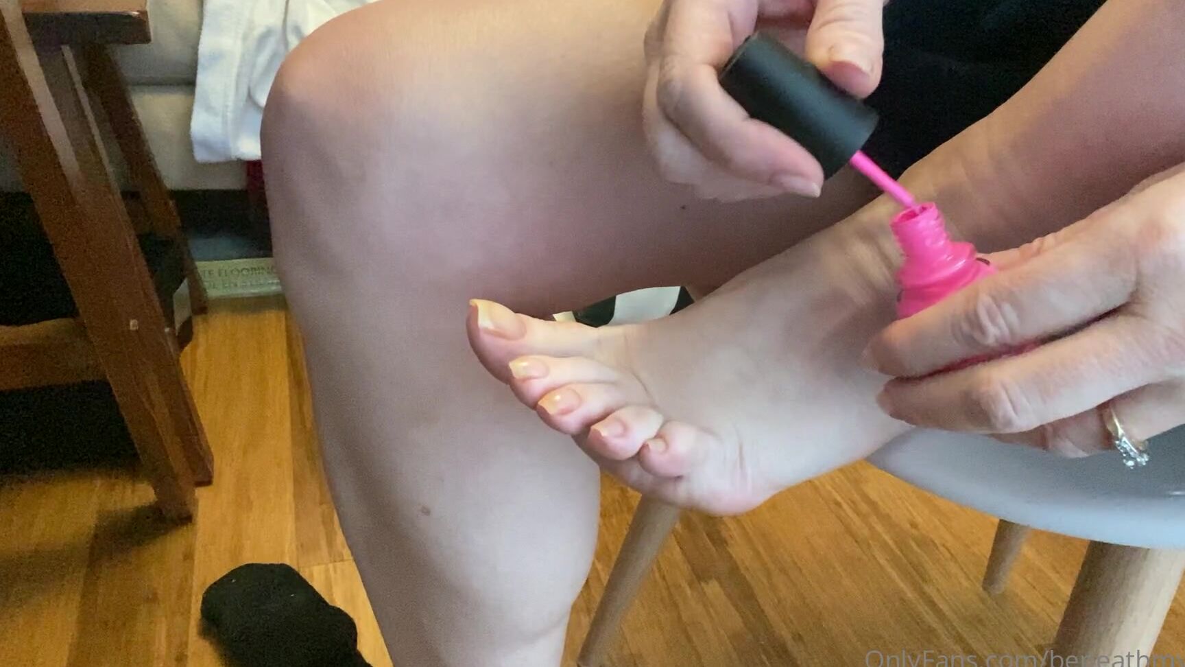 Beneathmytoes Ok Want To Watch Me Paint My Toes This Didn T Work Or Did Depending On What I Was Tr