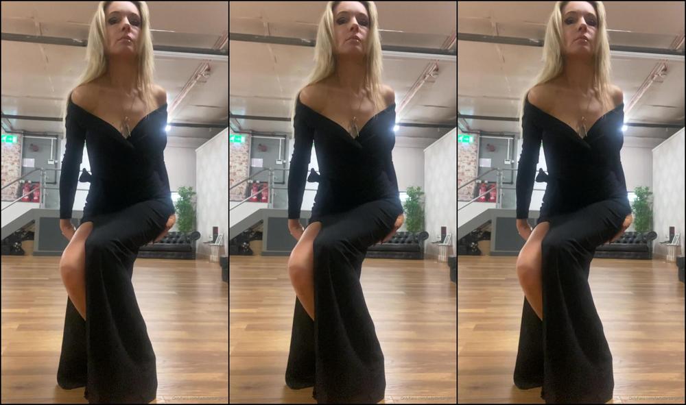 Lady Dark Angel I Do Like A Nice Dress