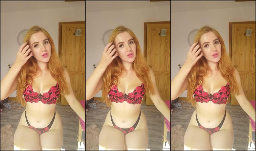 scarlettjonesuk-08-10-2019-65847304-talkative-tuesday