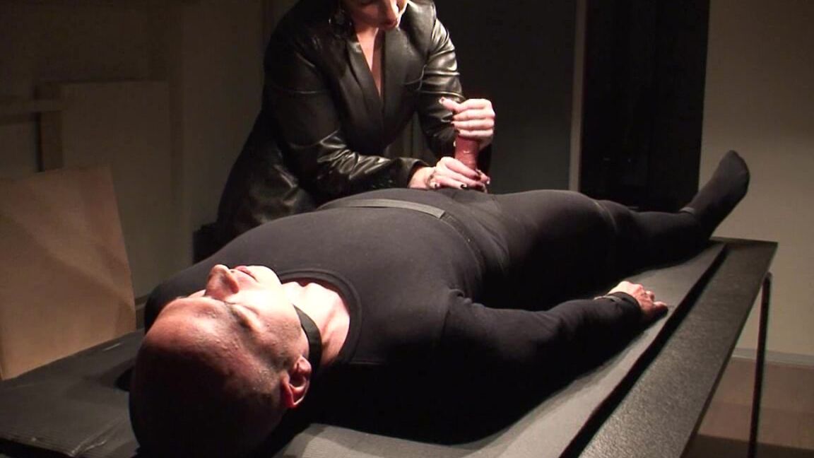 K Klixen Productions A Hj095B This Hour You Ll Never Forget B 00 08 44720P