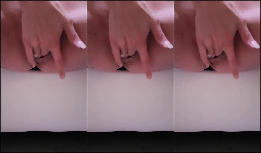 Fingering,Squirt,Squirting,Wet & Messy dmmovies squirt clip ManyVids