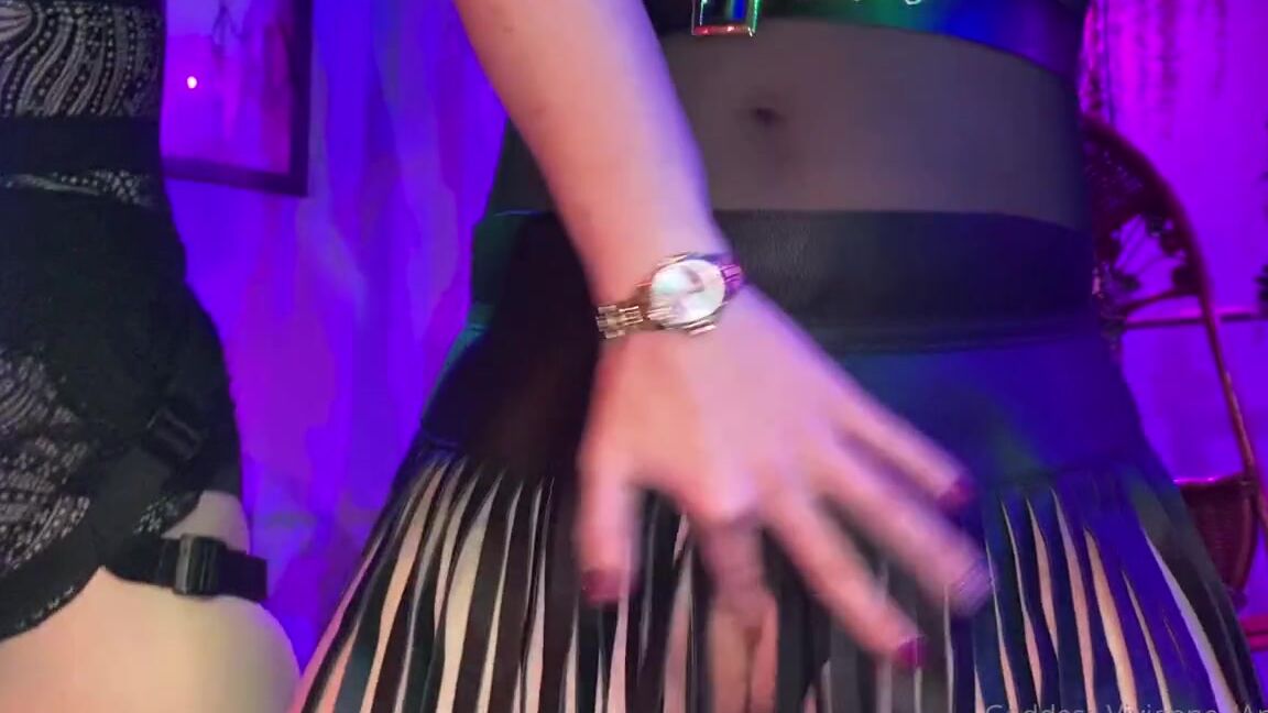 Vivienne L Amour Aka Vlproductionsuk Onlyfans Doesn T She Suffer So Beautifully Charlottecox Ptd