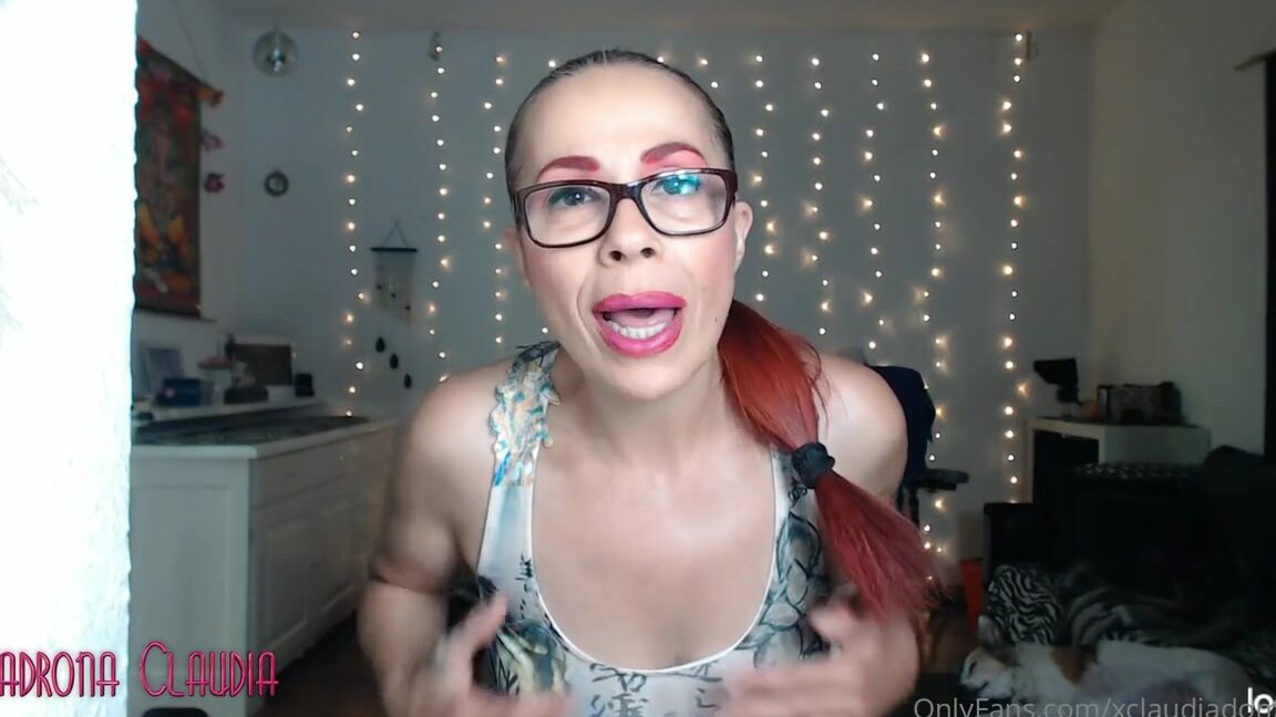 Padrona Claudia Nicknamed Xclaudiadominax Onlyfans Piedi E Vagina Della Padrona Hahhahah Video A Richiesta Ecco Il Tuo Video Sfigato Mi Diverte Molt 568537