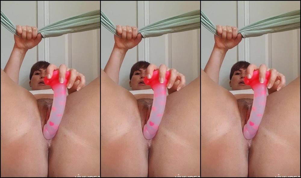 Miss Victoria Myers Close Up Pussy Play This Wednesday