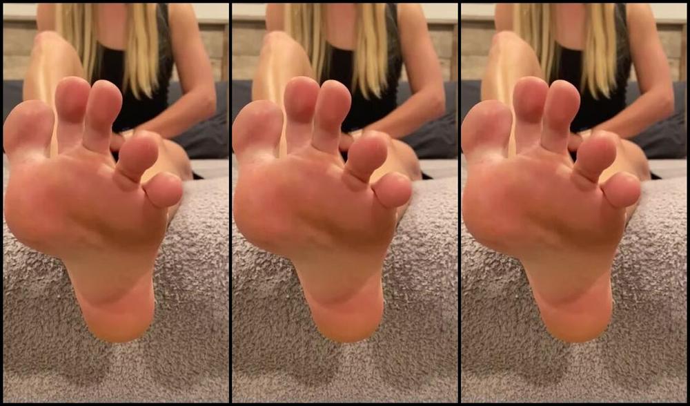 Brooke Jones Nicknamed Myposedtoesvip Onlyfans Need Some Instructions Today On How And When To Jerk Off Cum Have Some Fun With Me During The Joi