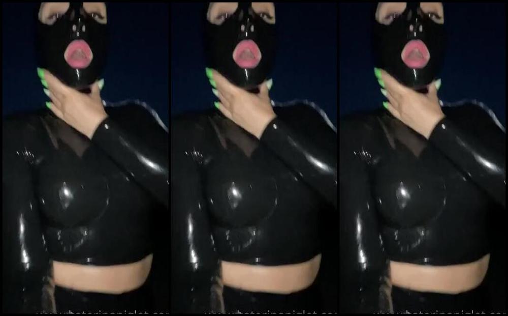 Katerina Piglet Nicknamed Katerinapiglet Femdom 02 24 2023 Onlyfans Video What About Night Swimming