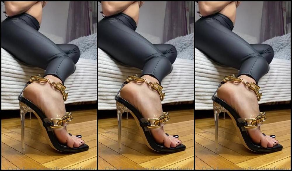 Froggeevip Onlyfans Just Showing You My Heels With Some Serbian Rap Music