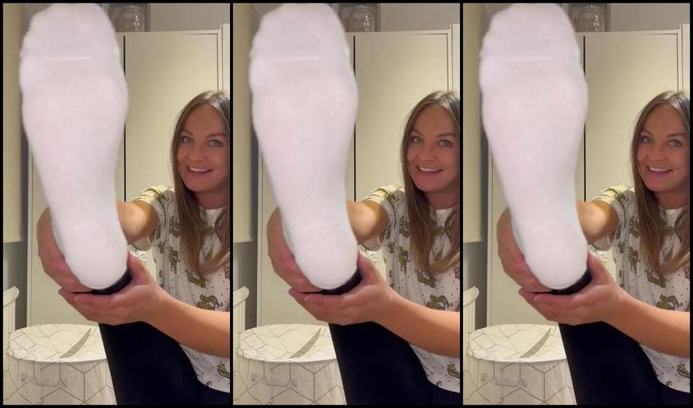 Miss Emma Rose Nicknamed Emmaemmarose Onlyfans You Know What To Do Let The Tips Role In Puppies