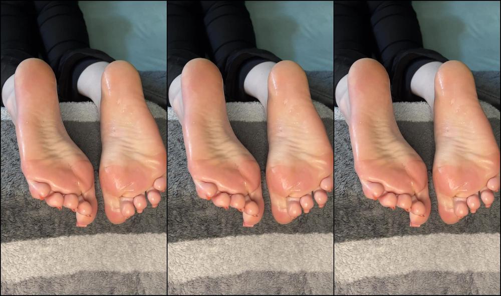 Nikkisoless My Daily Dose Of Cum On My Stinky Work Soles I Would Take S Of Cum Shots On My Sole