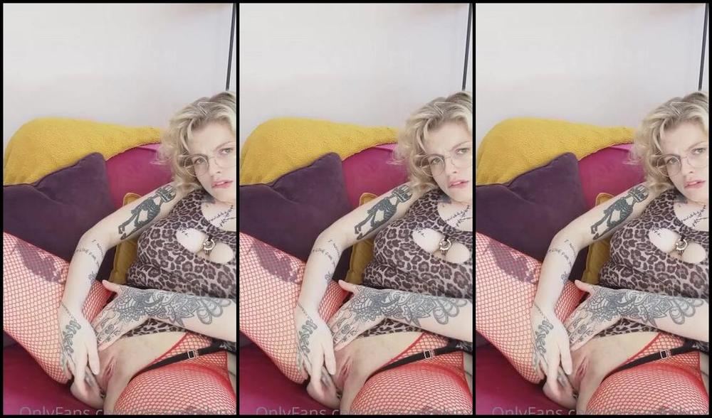 Miss Marilyn Nicknamed Missmarilynxx Onlyfans Sssshhhh