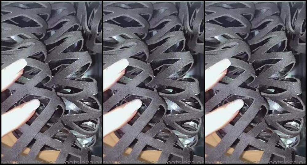 Footsiegalore Onlyfans Day 4 A Little Early Xmas Gift For Footsie I Bet You Can T Wait To See Them On