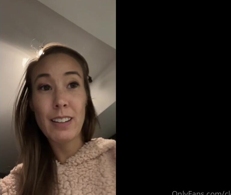 Clca69 2319597761 01 11 2022 Making A New Vegan Dish