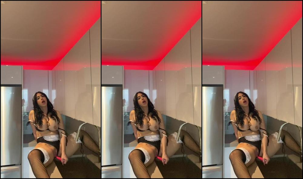 valeriekaybad-28-02-2021-2043264669-press-if-your-ready-for-the-next-one