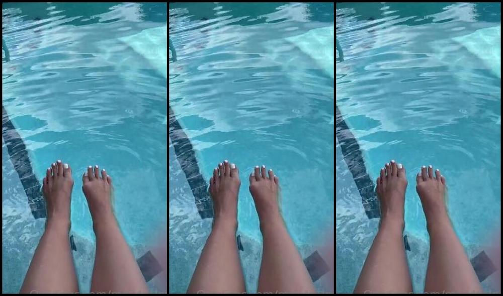 Goddess Mads Nicknamed Mad4Soles Onlyfans It S Not A Proper Business Trip Without The Ability To Relax Is It Woops Clearly My Nails Are Too