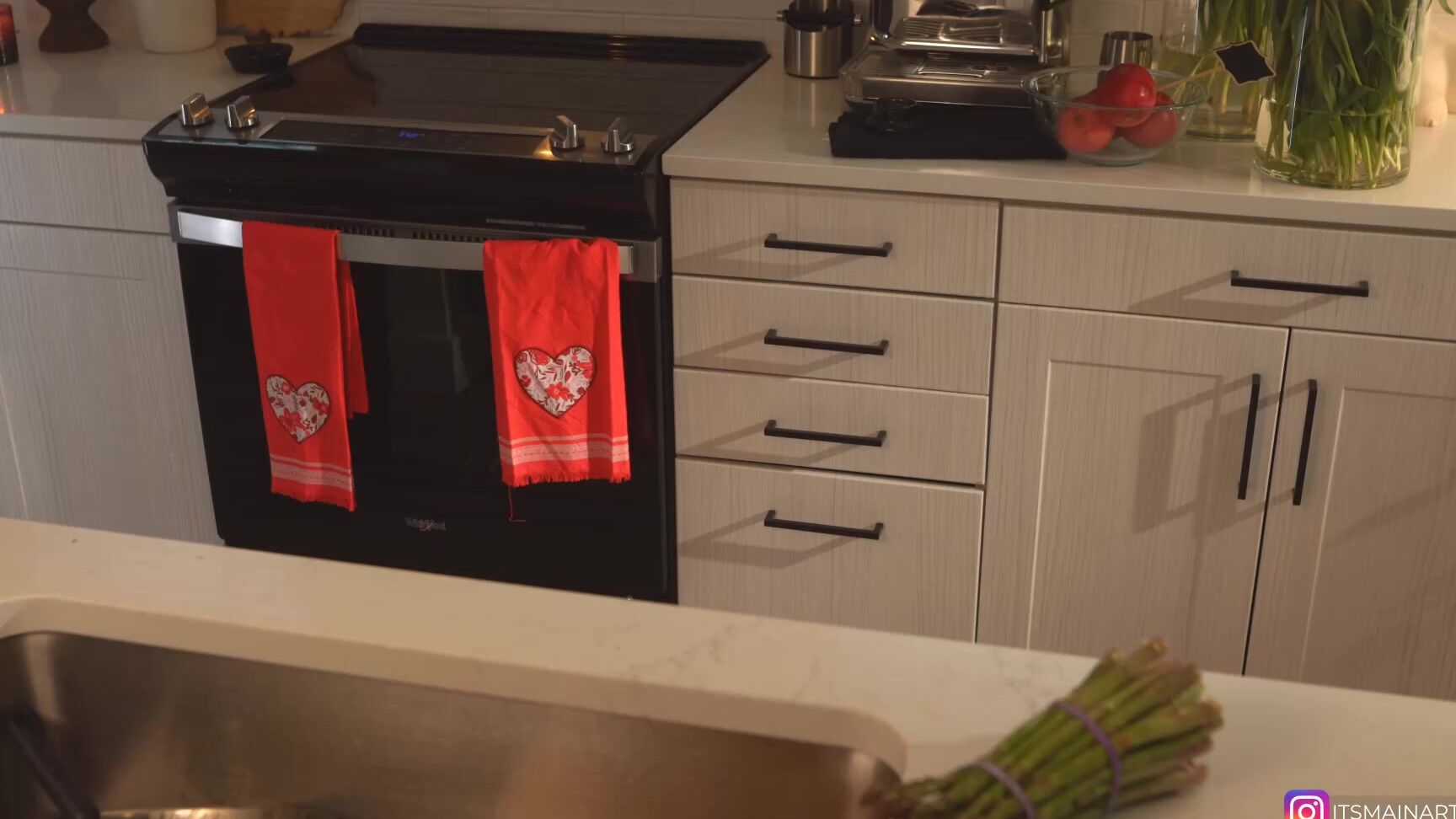 Arte Jones artejones_2024-02-14_21-01 Web Cam