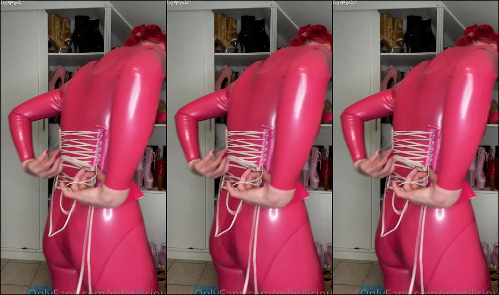 Mfetilicious Dressing Up In Metallic Fushia Latex I Made This Video Last Night I Spend The Evening In