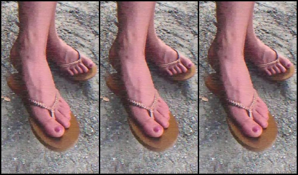 Red Queen Nicknamed Red Queen 94 Femdom 07 26 2020 Onlyfans Video You Cant Take Your Eyes Of My Feet