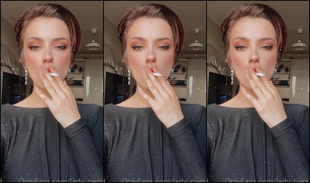 Lady Perse Backstage Of Today S Photo Session