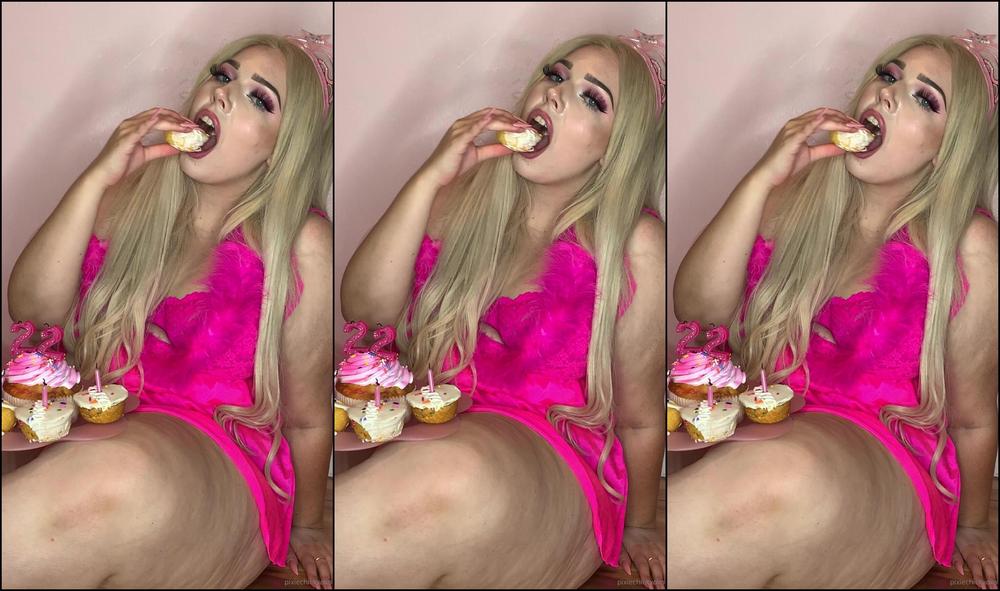 Pixiechickxoxo Birthday Eating Show