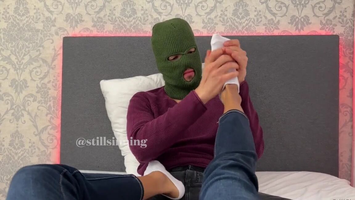 Stillsinning Nicknamed Stillsinning Onlyfans My Lucky Foot Boy Just What I Needed After A Long Day Of Work Would You Be My Personal Foot Boy