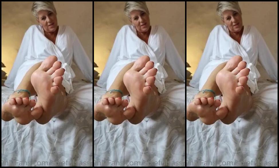 Solefulsassy Onlyfans Im Waiting For You To Worship My Soft Soles And Juicy Toes