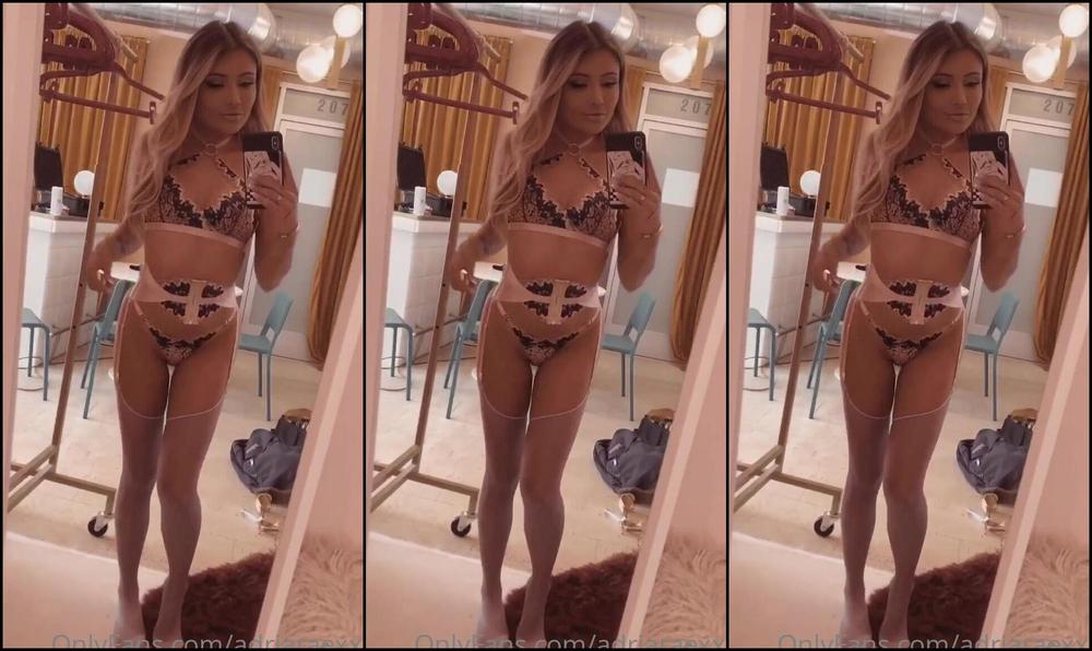 Adria Rae Ofs Adriaraexxx Uploading A Bunch Of Content Tomorrow