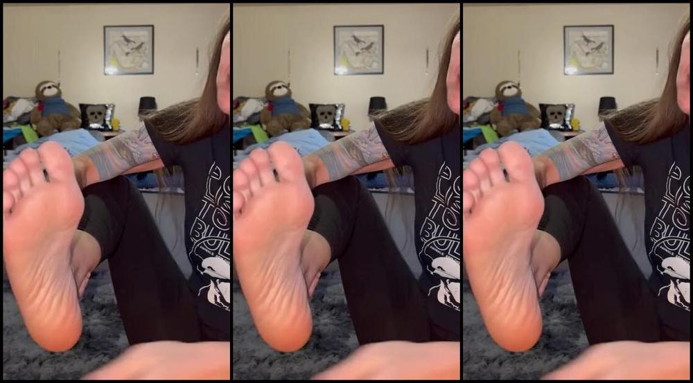 Soldmysolesforink Nicknamed Soldmysolesforink 02 04 2024 Onlyfans Video Sunday Are For Sniffing Who Wants The Next Whiff