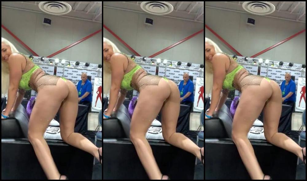 Itsmacycartel Mins Of Exxxotica Fun