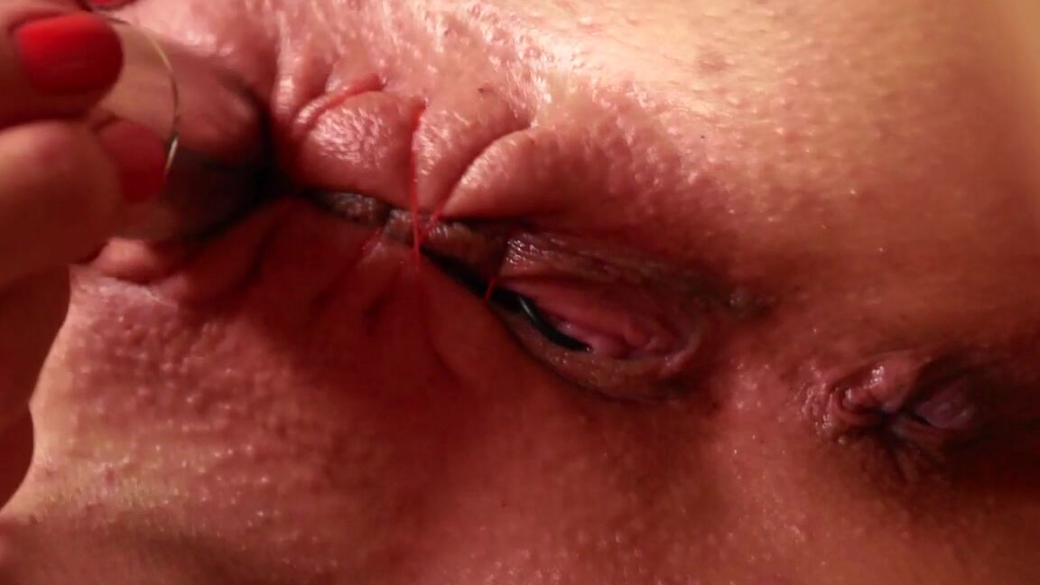 Needles, Selftorment, BDSM, Torture, Orgasm, Hardcore, Public, Insertion, Piercing Workout Queensnake Studio