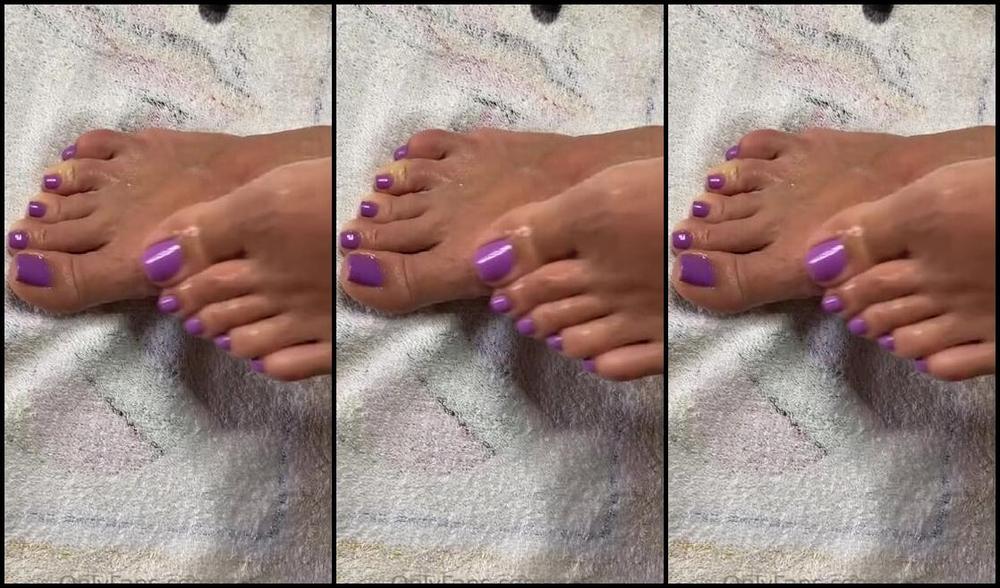 Froggeevip Onlyfans My Veins Are Crazy After Hot Water