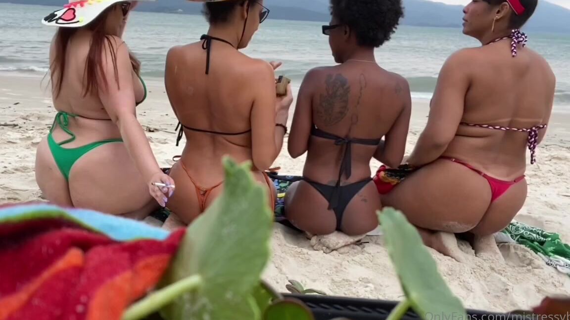 Mistress V Black Nicknamed Mistressvblack Onlyfans You Can Just Look At Us Admire Our Huge Butts In Tiny Bikinis Imagine Your Tongue On Our Soft Sole
