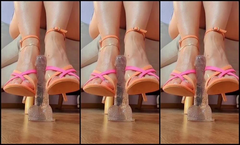 Sofiastoe Aka Sofiastoes Onlyfans Would You Trust Me Enough To Let Me Do This To You I Promise I Will Be Extremely Careful And Gentle