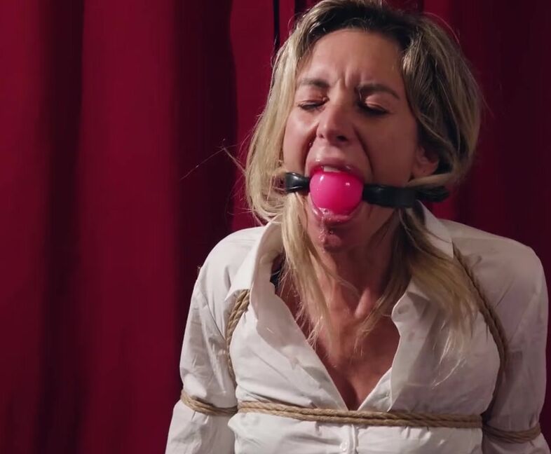 layla bondage addiction elenoire and layla i want more money 4k Clips4Sale