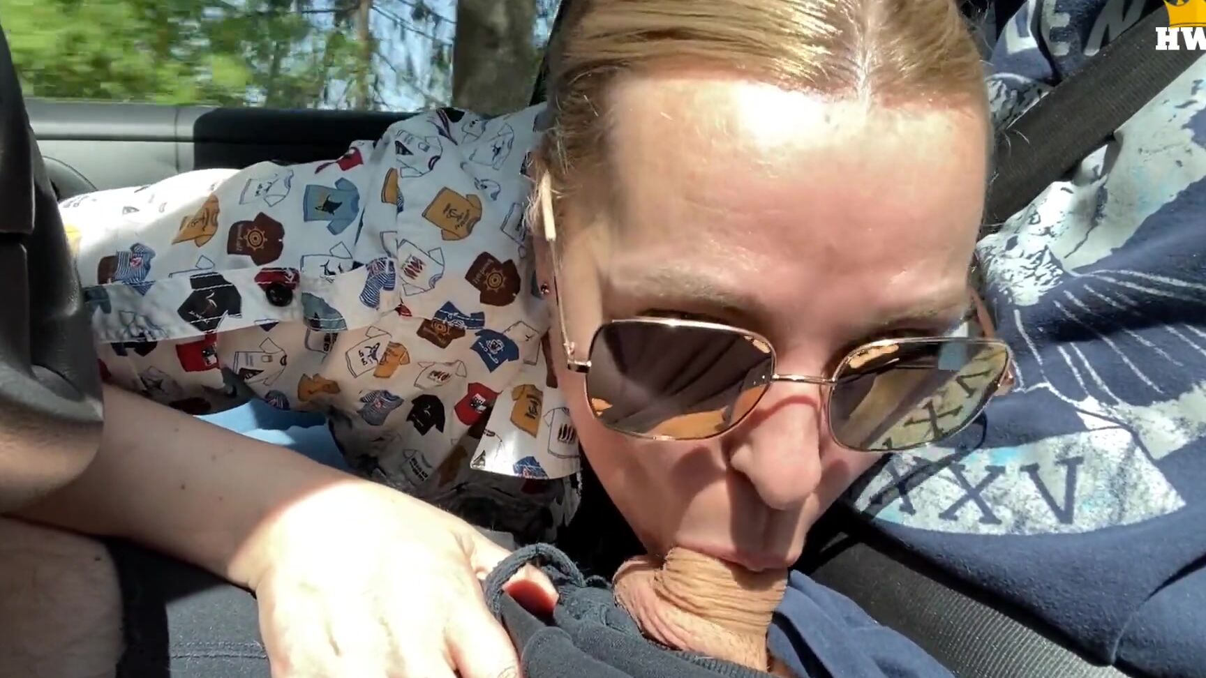 Mature Milf Forgot The Money Had To Pay The Taxi Driver With A Pussy And Throat Blowjob