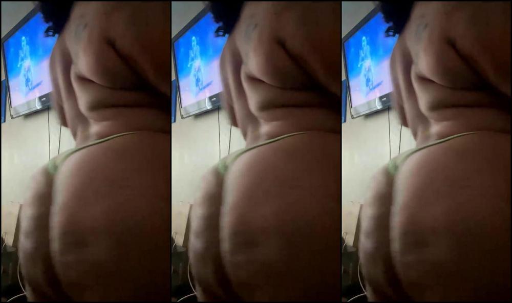 Bunzyy 2268318395 11 07 2021 Stream Started At 11072021 0846 Pm All That Ass Is Just Giggling