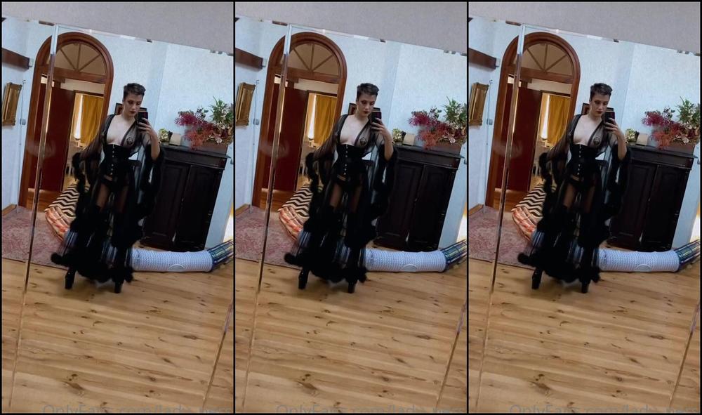 Lady Perse Some Backstage Of Today S Photo Session