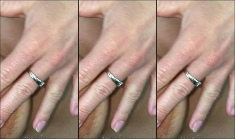 Taragirl I Am So Horny Today Are You