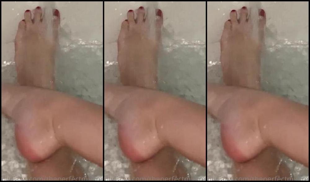Theperfectmistress Onlyfans Bath Time Red Nailsp