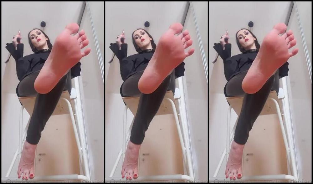 Goddess Bojana Nicknamed Goddessbojana Onlyfans Foot Boycrawl To Me Clean My Sweat With Your Tonguethen I Want You To Wash