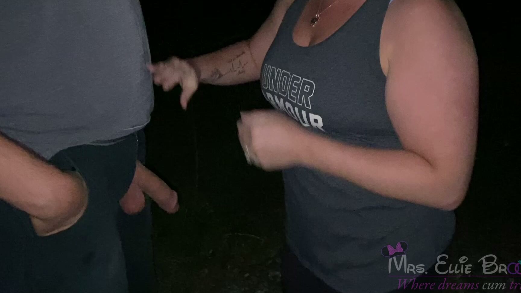 Blowjob,Cheating Wife,Facials,Old & Young,Outdoor Public Blowjobs ellie brooks bar parking lot bj w huge facial ManyVids