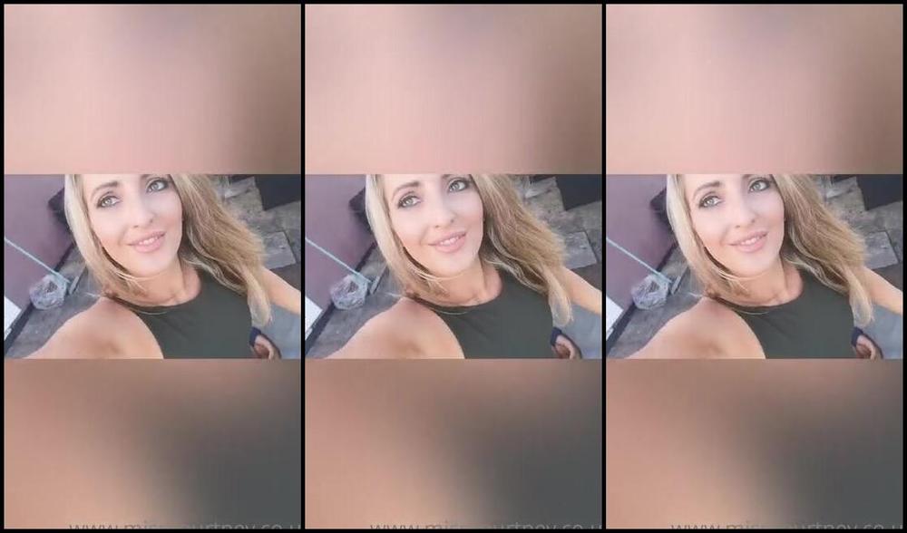 Misscourtneym Onlyfans A Little Fun As The Sun Goes Down Cuckolding Lgxp