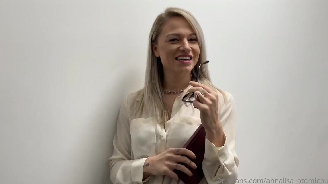 Annalisa Atomicblonde Onlyfans Prof Amp Allievo Sono Andata A Dare Ripetizioni Al Figlio Achillecavalloditroia Di Alcunip
