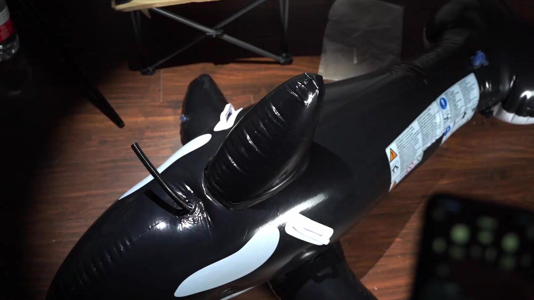 Studio Bling 8 Tokime S Inflatable Series The Placement Game Of Inflatable Whales