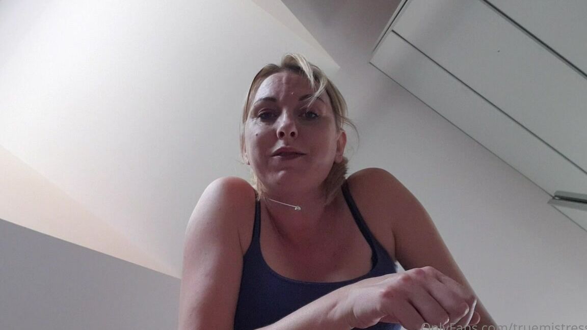 Mistressjxx So You Have A Shoe Fetish Let Me Give You A Closer Look Infact While You Re At It You