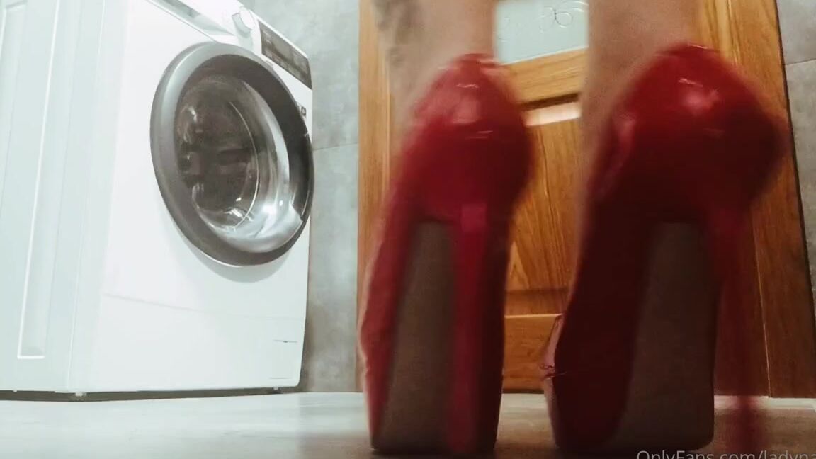 Ladynaama Onlyfans I Command You Worthless Slave Admire This Video Idolize Me Dont Forget To Like And Comment