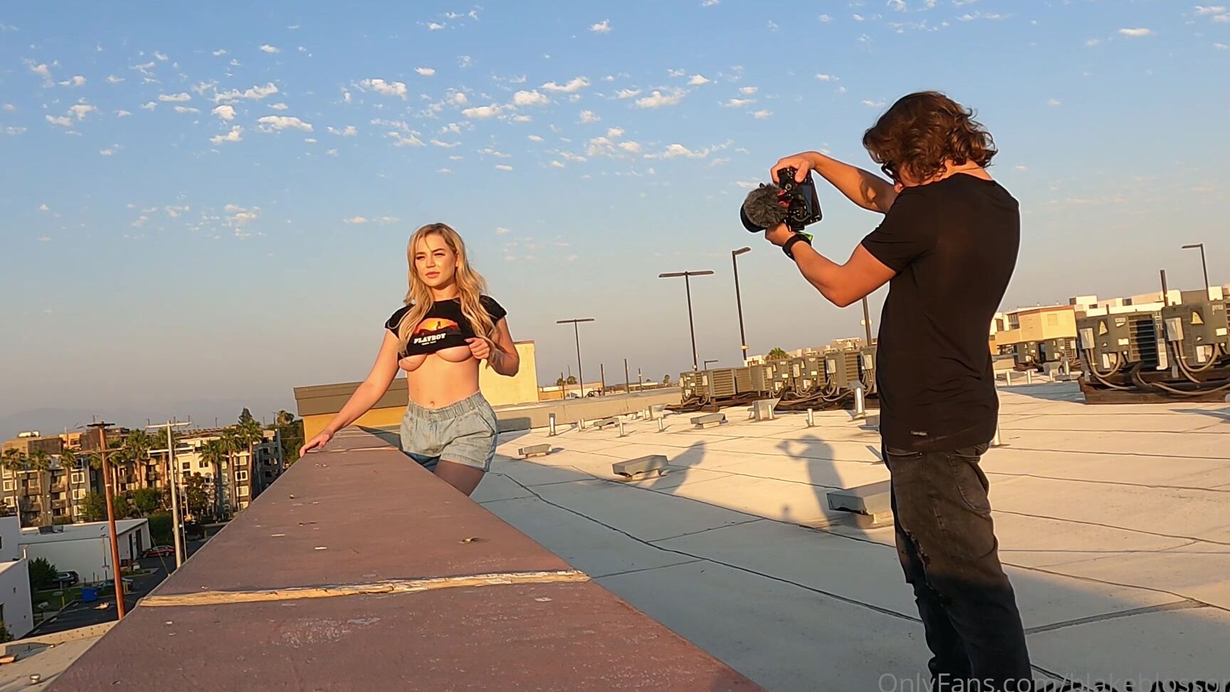 blakeblossomxxx-22-11-2021-2280953280-summer-fun-on-the-rooftops-with-jayromerox
