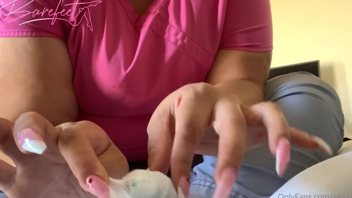 Servingbarefeet Aka Servingfet Onlyfans Pssssst Dillon H