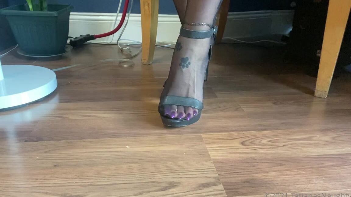 Tatianasnaughtytoes Nicknamed Tatianasnaughtytoes Onlyfans New 2021June21 Over 5 Min Video Black Sheer Nylons With My Purple Long Toenails