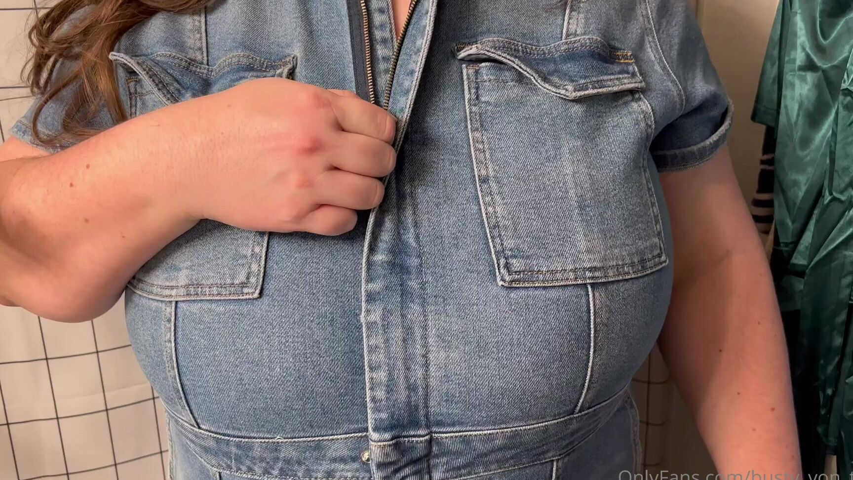 Busty Von Tease 2311464850 12 25 2021 Merry Christmas Y All Get Some Of This Delicious Breast Meat