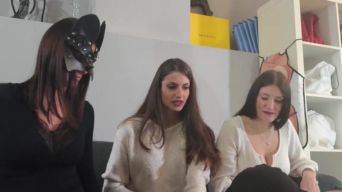 miss dula six dirty feet to clean Clips4Sale